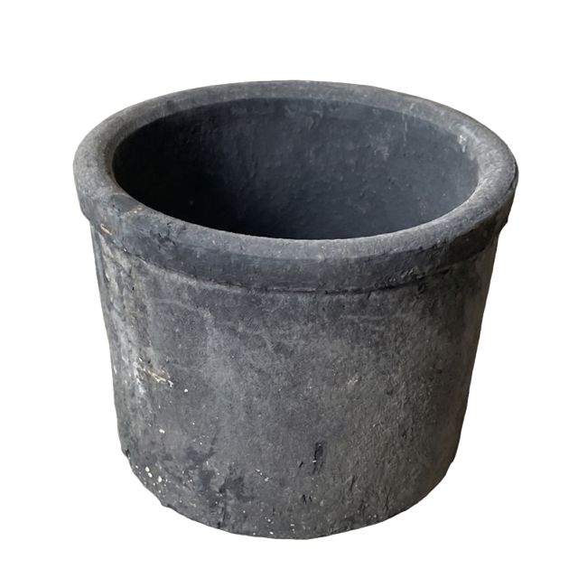Wide Cylinders terracotta planter